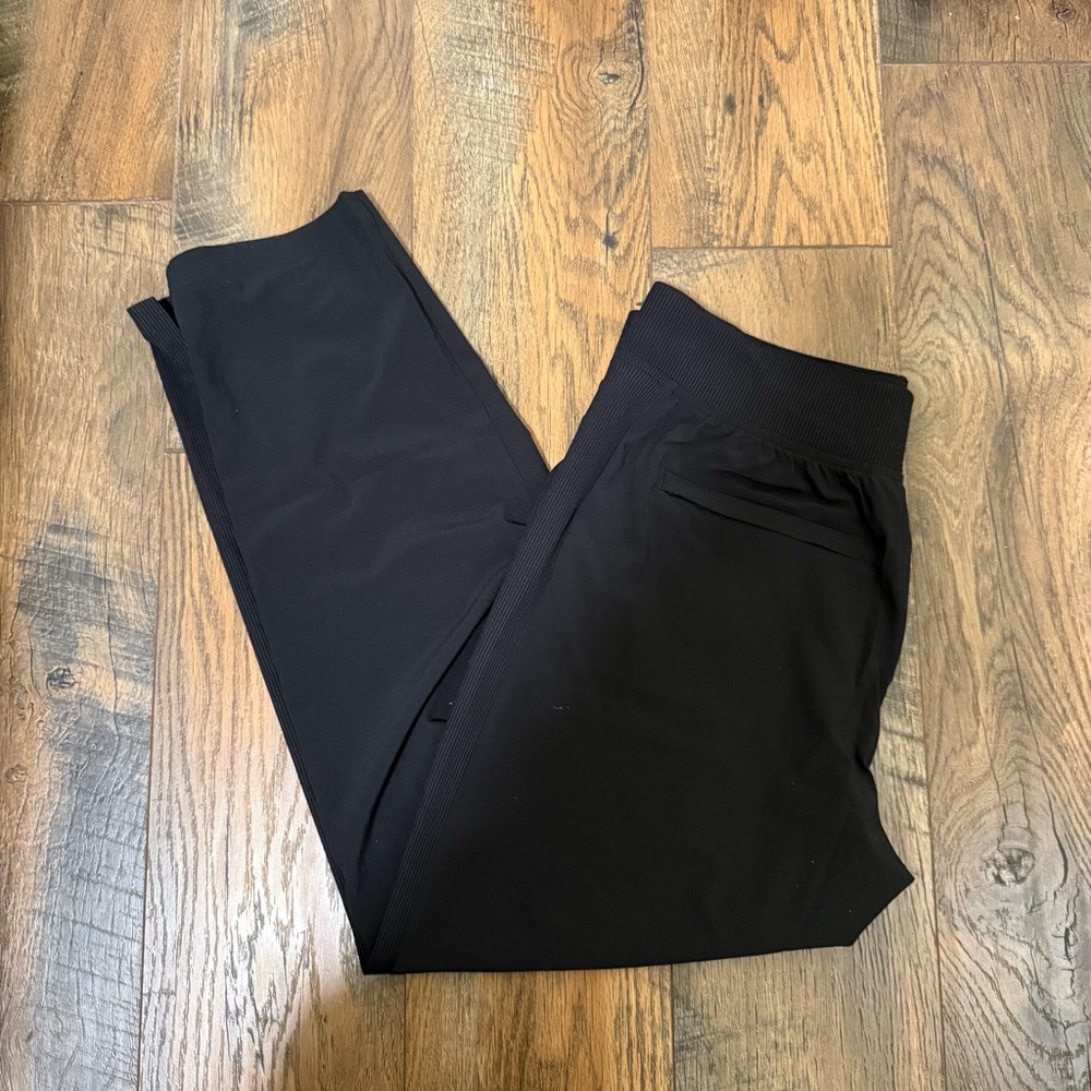 Brooklyn Mid Rise Ankle Pant in Black Size 4P